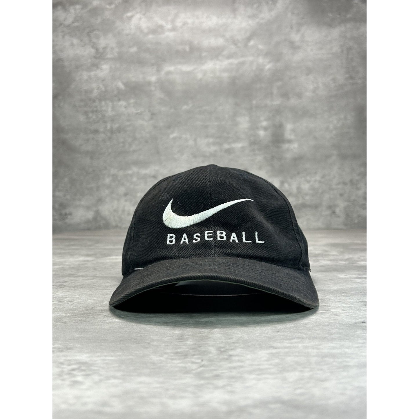 Vintage 90s Nike Baseball Embroidered Swoosh Spellout Snapback Hat OSFA Black