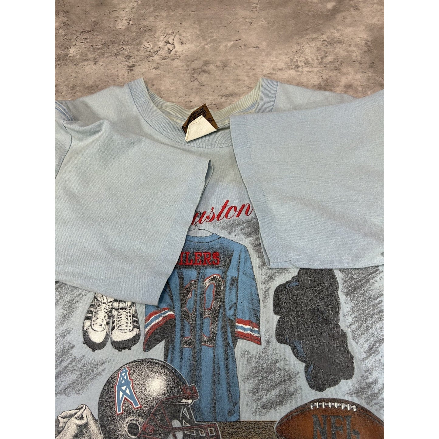 Vintage 90s Houston Oilers NFL Equipment Graphic Football T-Shirt Size Medium