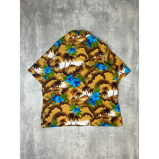 Vintage 1990s/80s Islanders Hawaiian Floral Print Button Up Shirt Size XL