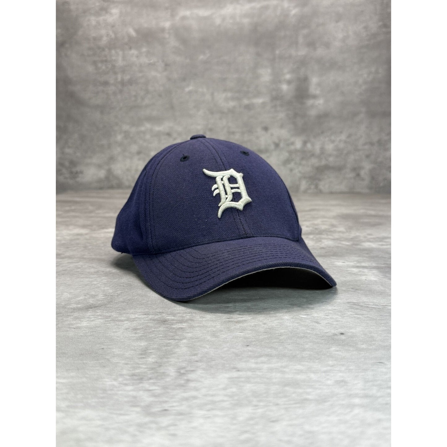 Vintage Detroit Tigers MLB Embroidered Logo Athletic Baseball Snapback Hat OSFA