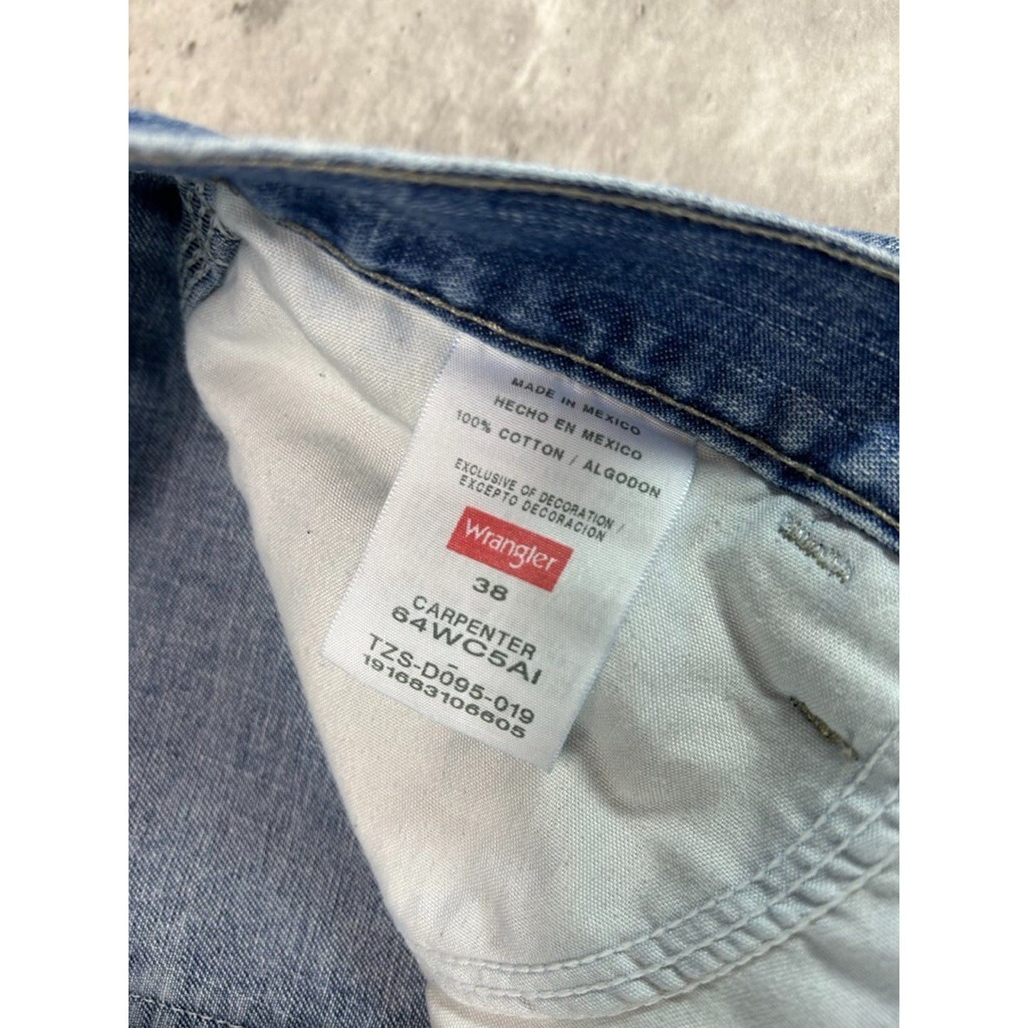 Vintage Wrangler Workwear Medium Wash Denim Carpenter Shorts Size 38 Blue