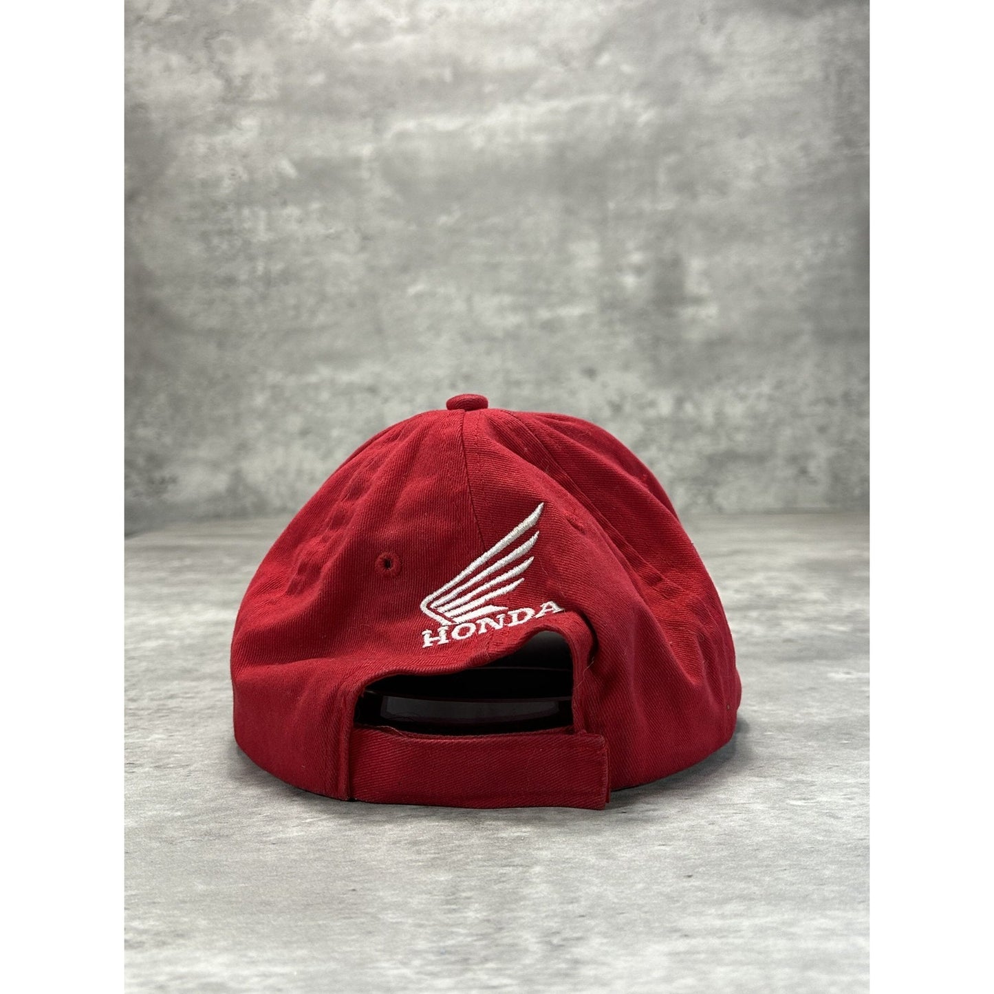 Vintage 90s Honda Big Red Embroidered Spellout Strapback Hat OSFA Red