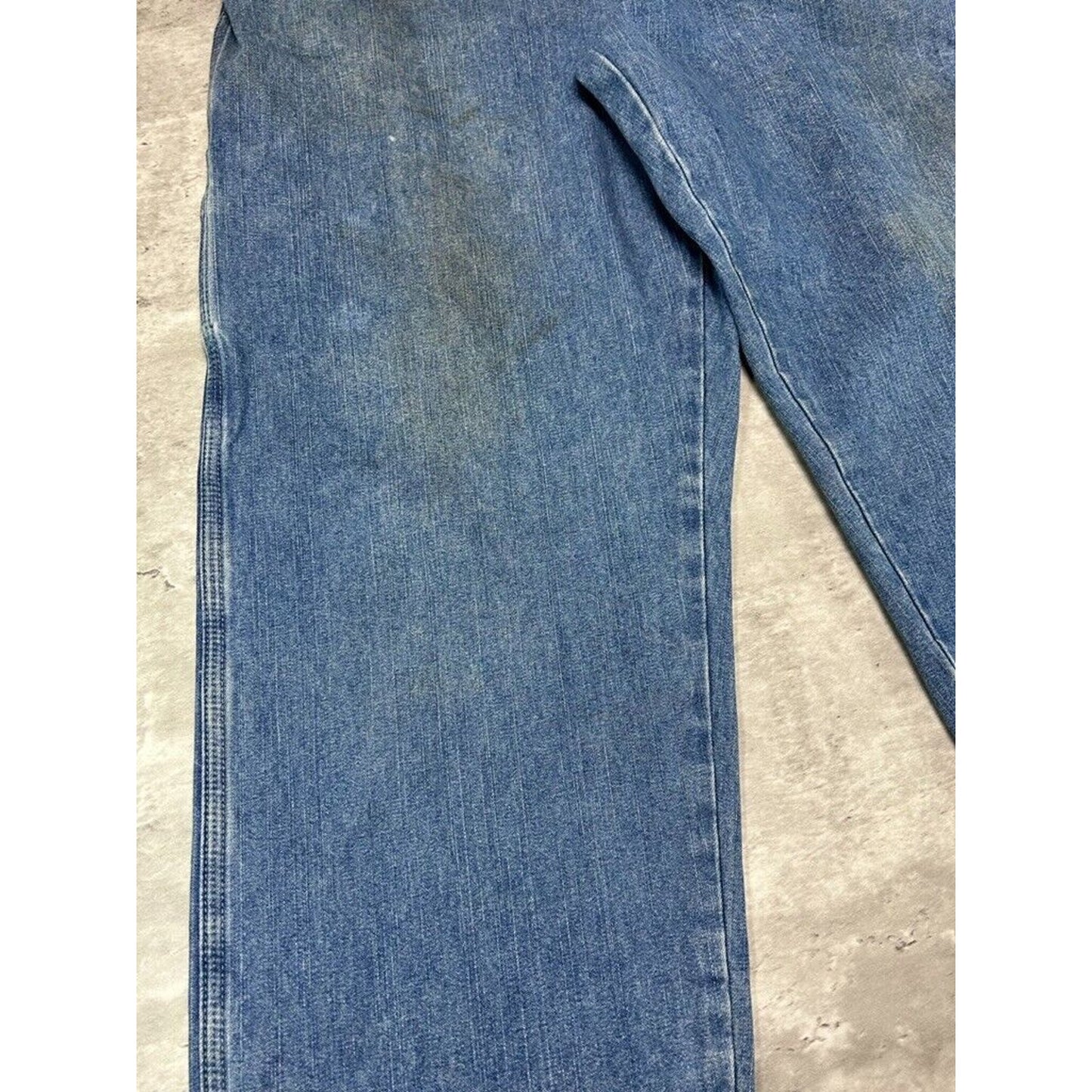 Vintage Wrangler Hero Medium Wash Denim Workwear Carpenter Pants Size 33