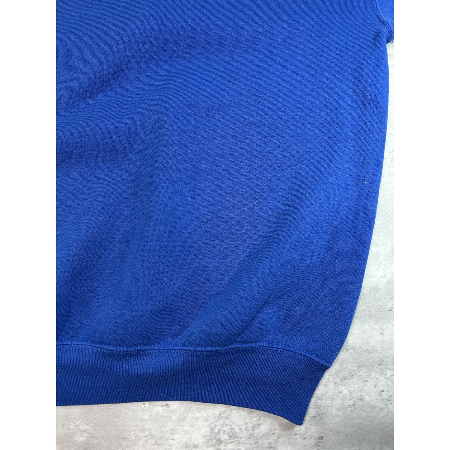 Vintage Indianapolis Colts NFL Embroidered Logo Football Sweatshirt Size XL Blue