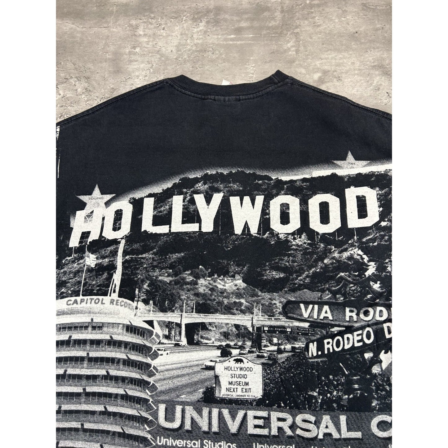 Vintage 1996 Hollywood All Over Print Graphic Destination T-Shirt Size XL