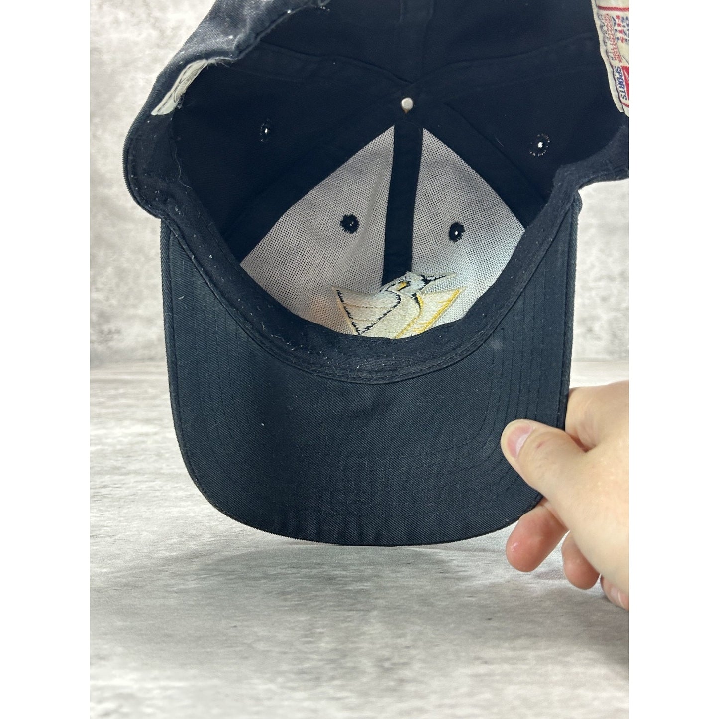 VTG 90s Pittsburgh Penguins NHL Sports Specialties Plain Logo Strapback Hat OSFA