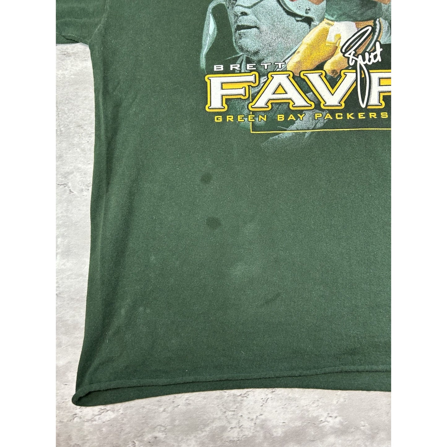 Vintage Brett Favre #4 Green Bay Packers NFL Player Graphic Cropped T-Shirt XL