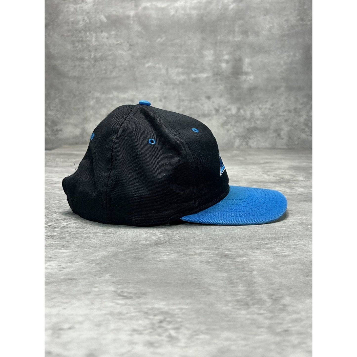 Vintage Carolina Panthers NFL Embroidered Football Logo 7 Snapback Hat OSFA