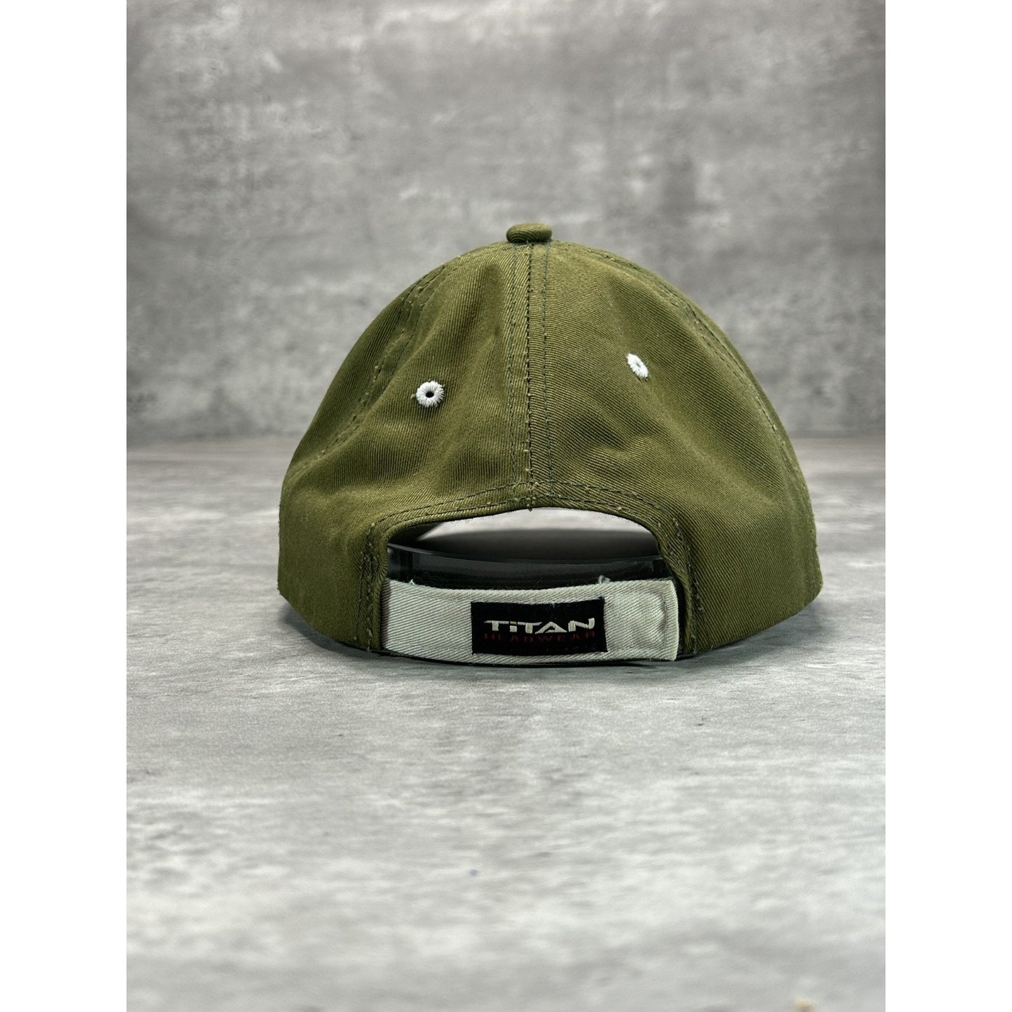 Vintage Sportsmans Lodge Walleye Embroidered Fishing Strapback Hat OSFA