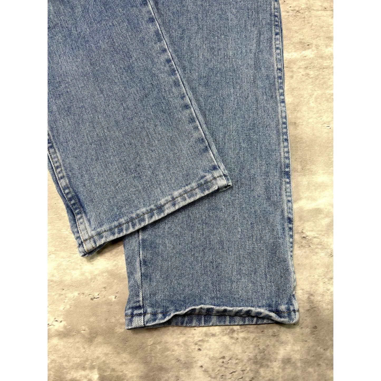 Vintage Wrangler Authentic Jeans Light Wash Denim Pants Size 37W Blue