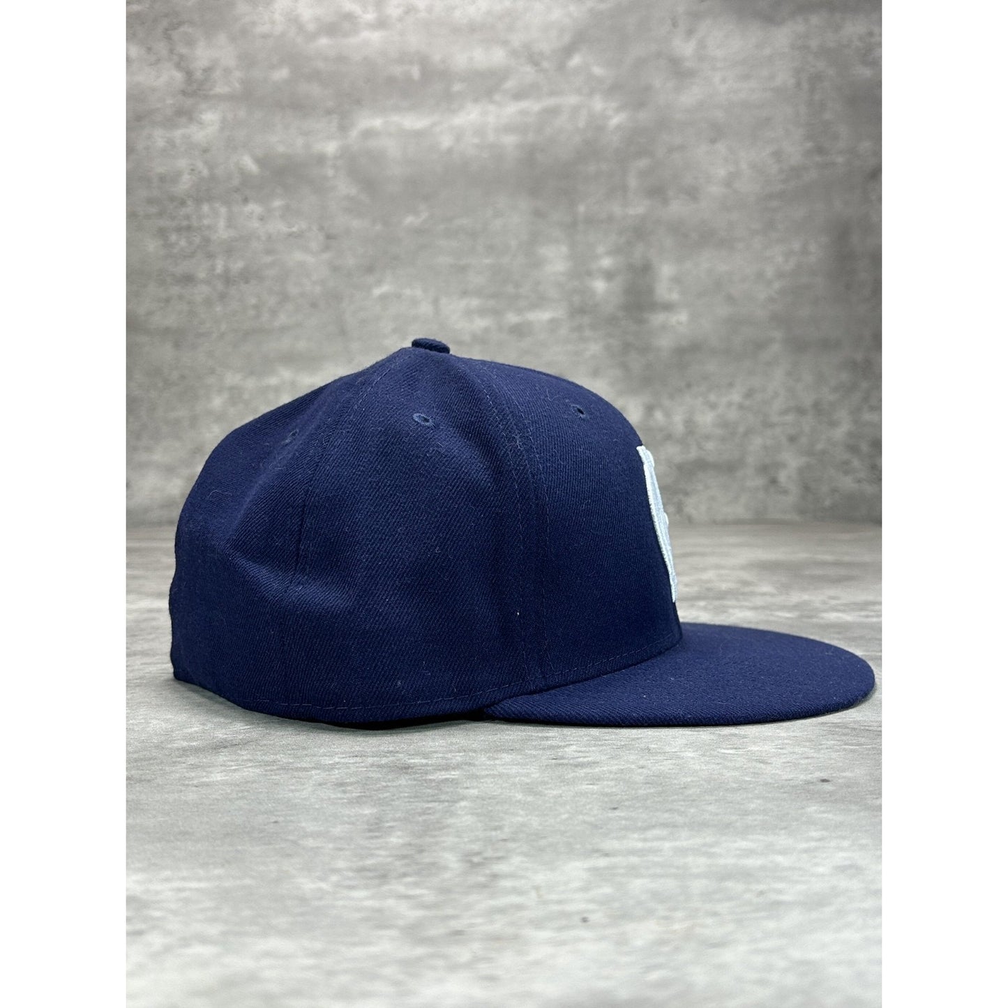 Victoria Harbourcats WCL Embroidered Logo Baseball Fitted Hat 7 1/2 Navy Blue