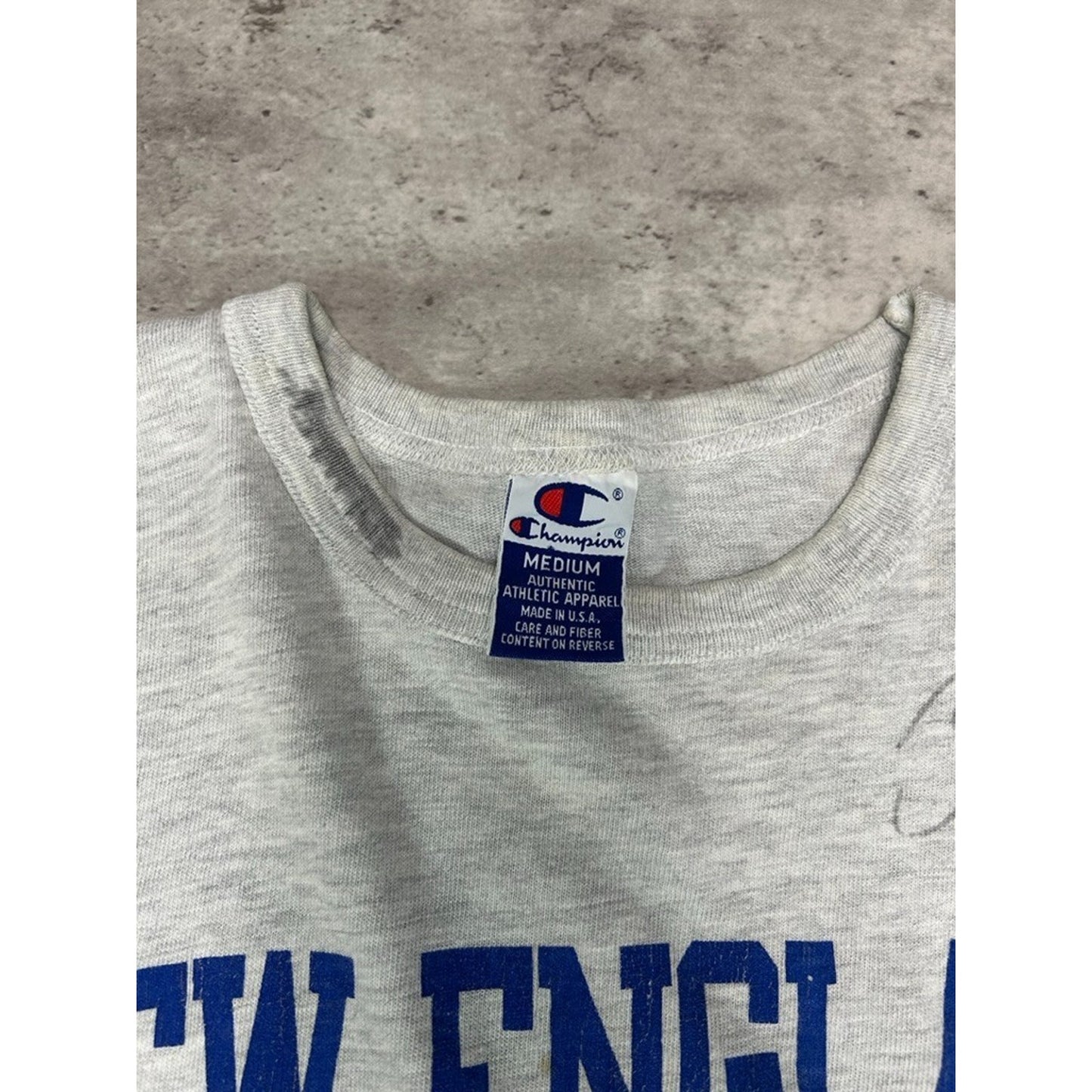 Vintage 1994 New England Patriots NFL Graphic Spellout Football T-Shirt Medium
