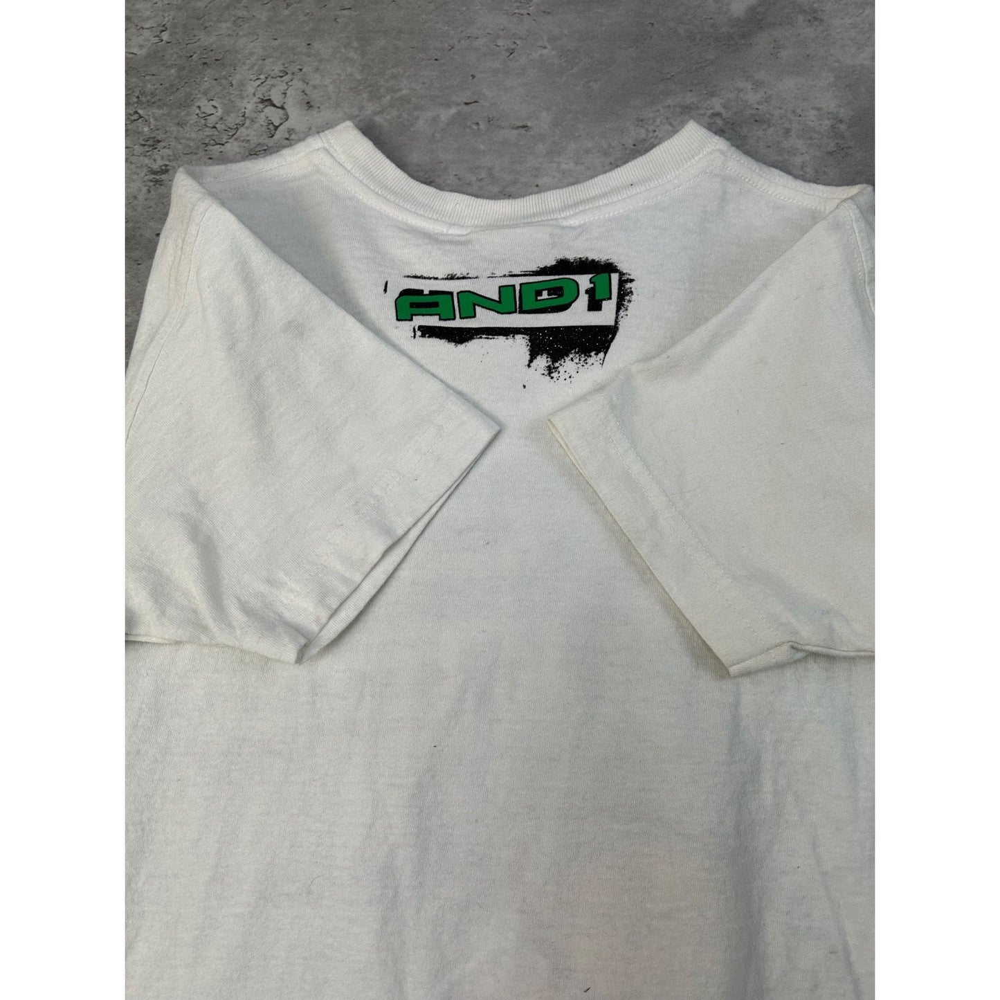 Vintage Y2K AND1 Never Give Up Never Tire Slogan Basketball T-Shirt Size XS