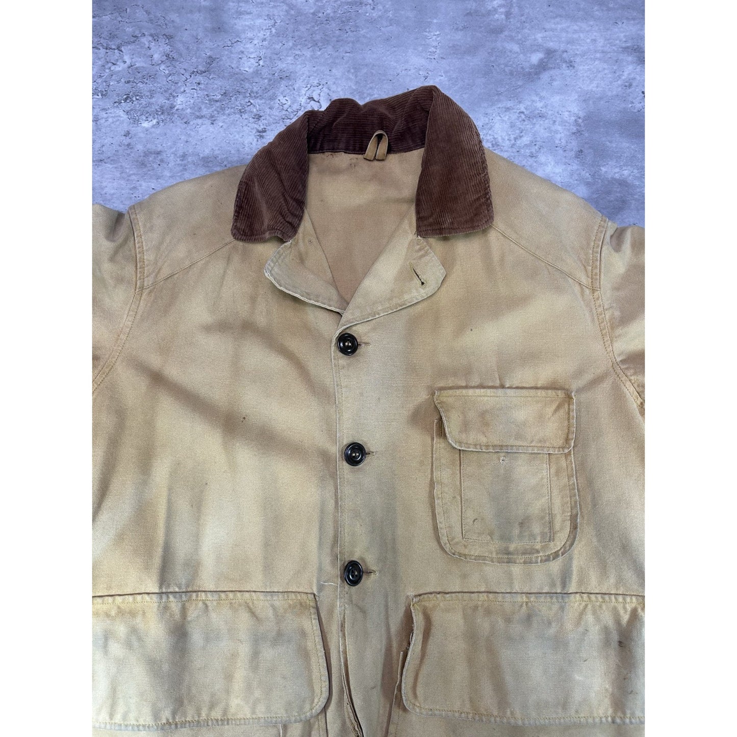 Vintage 1970s Three Pocket Canvas Collared Hunting Jacket Size Medium Beige