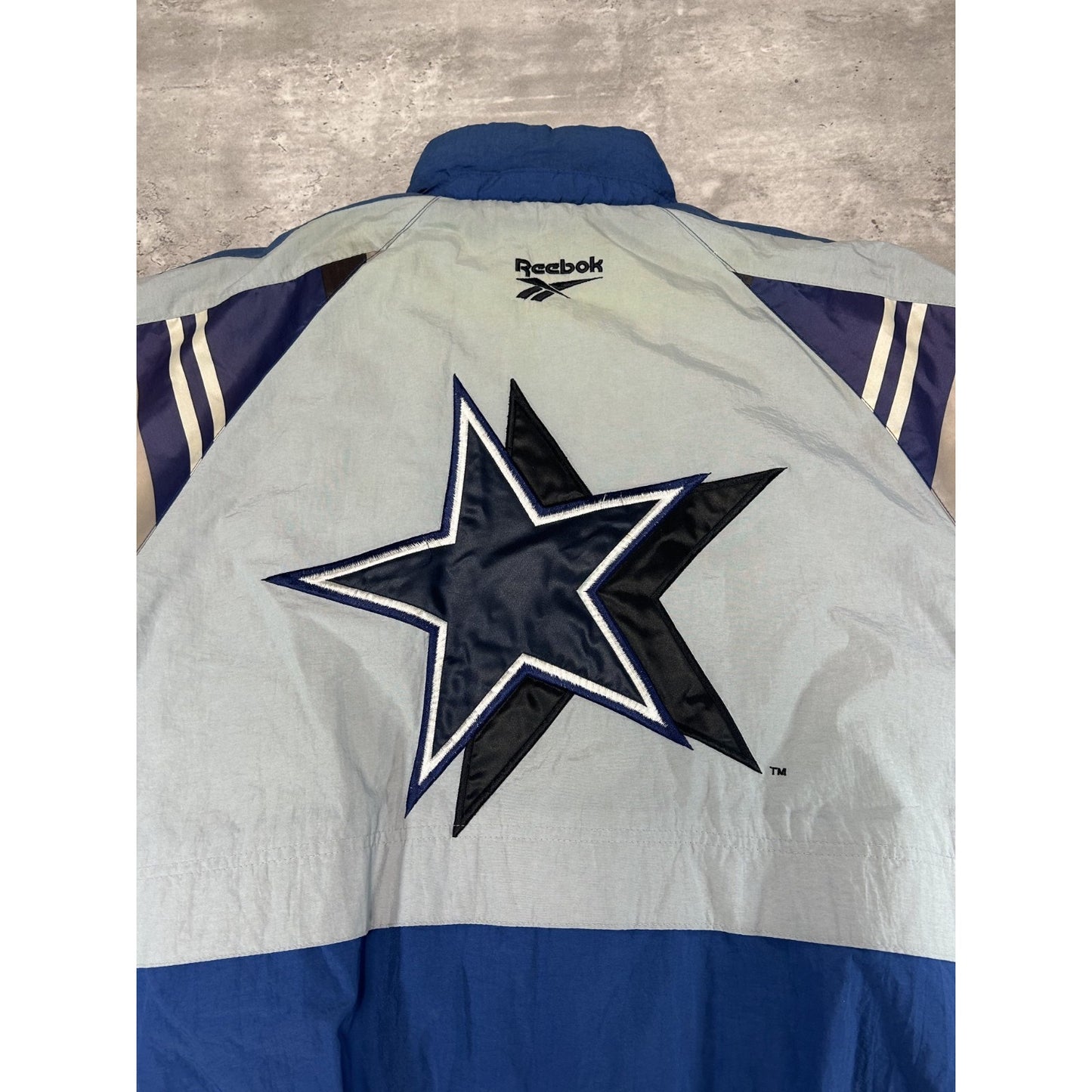 Vintage 90s Dallas Cowboys NFL Embroidered Insulated Nylon Jacket Size Large