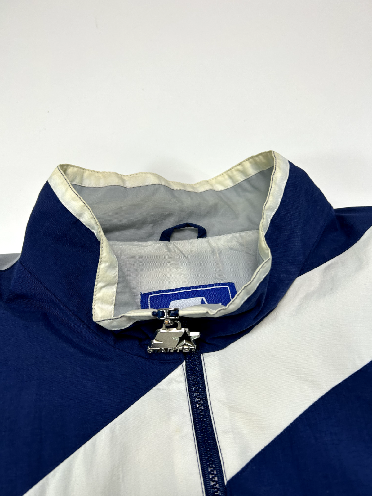 Vintage Penn State Nittany Lions NCAA Nylon Windbreaker Starter Jacket Size Medium