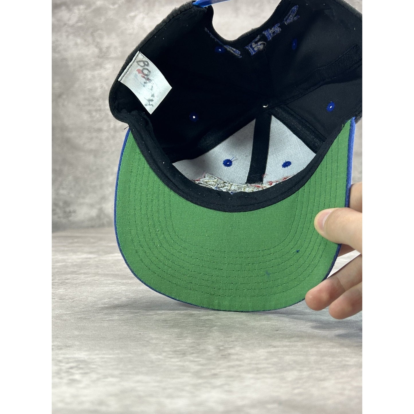 Vintage 90s Philadelphia 76ers NBA Embroidered Logo Basketball Snapback Hat OSFA