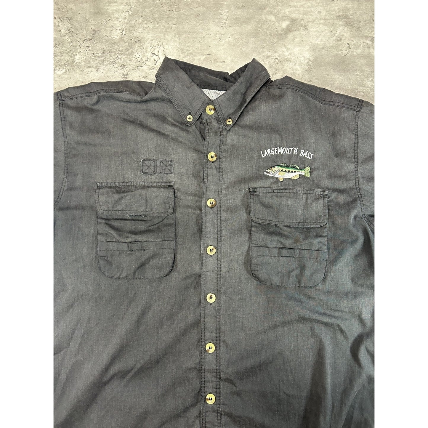 Vintage Large Mouth Bass Embroidered Fish Long Sleeve Button Up Shirt Size Large