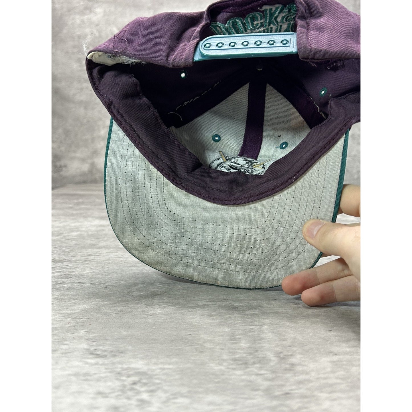 Vintage 90s Anaheim Mighty Ducks NHL Embroidered Logo Hockey Snapback Hat OSFA
