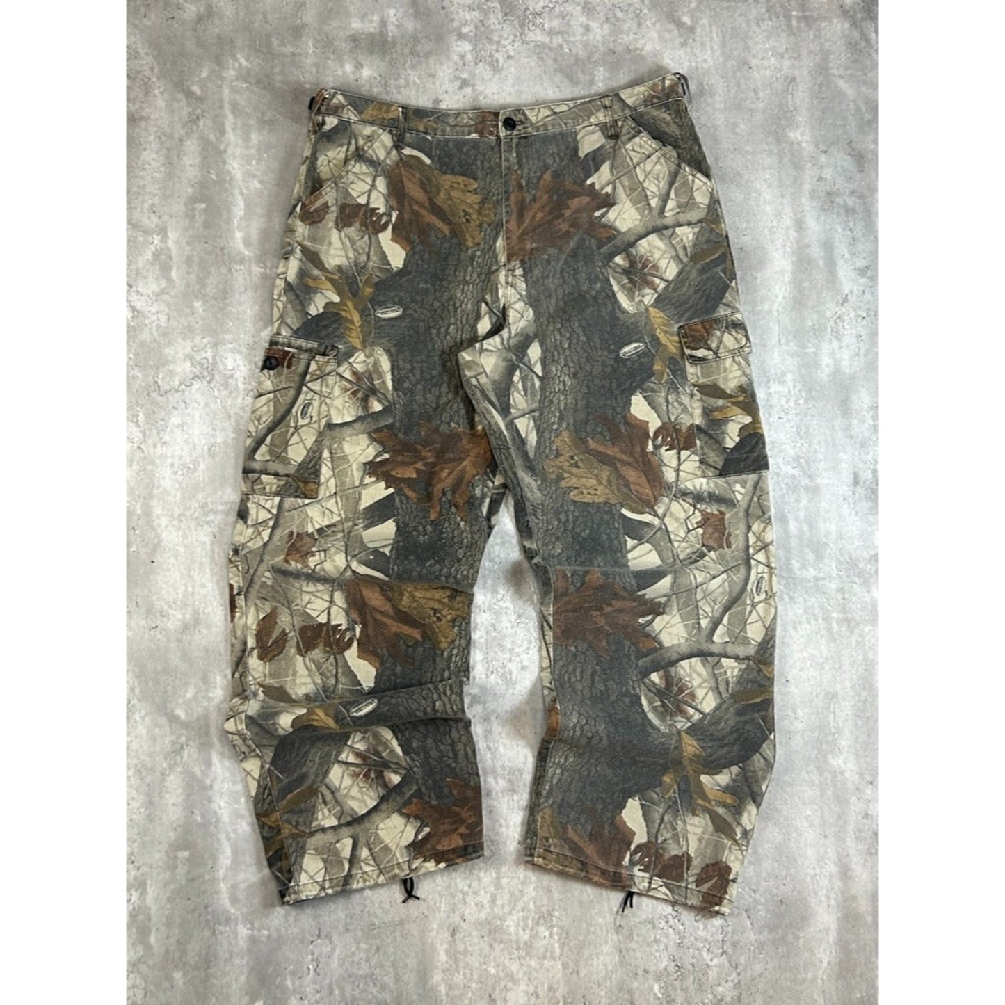 Vintage Realtree Hardwoods Camo Hunting Cargo Pants Size 41