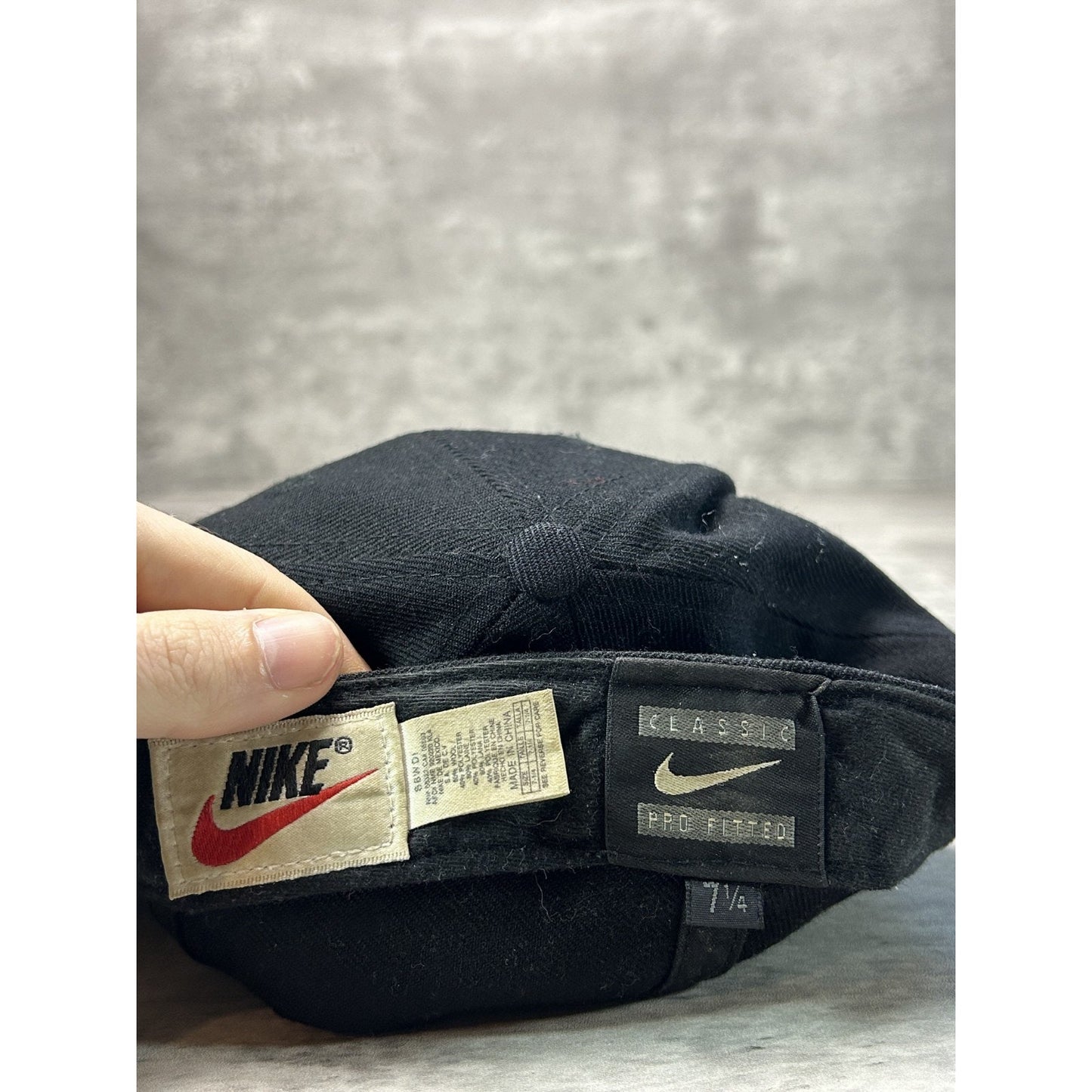 Vintage 90s Nike Embroidered Swoosh Fitted Hat Size 7 1/4 Black