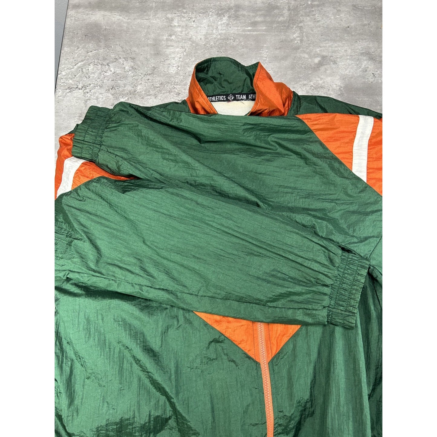 Vintage 90s Miami Hurricanes NCAA Embroidered Windbreaker Jacket Size 2XL