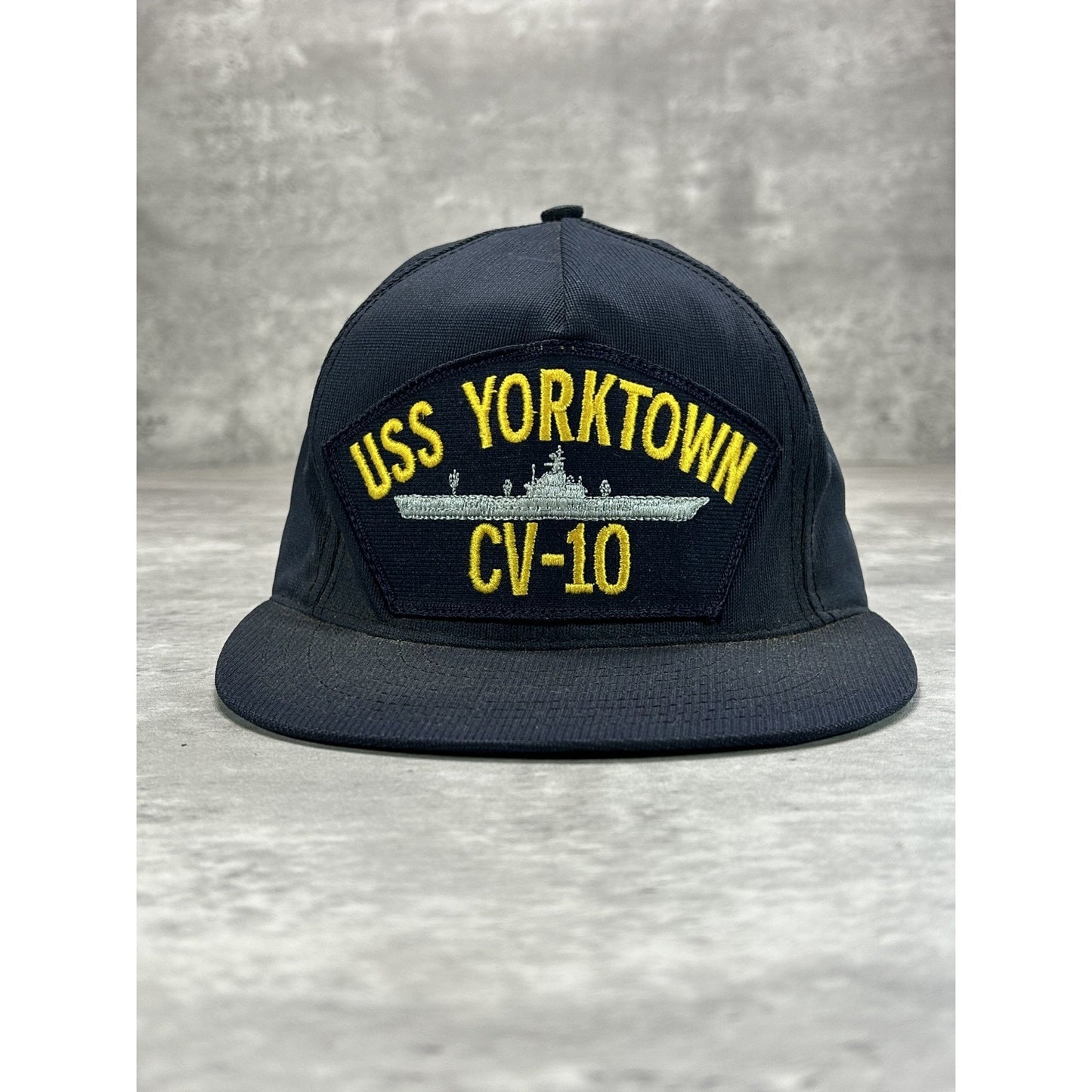 Vintage 90s USS Yorktown US Navy Embroidered Spellout Snapback Hat OSFA Blue