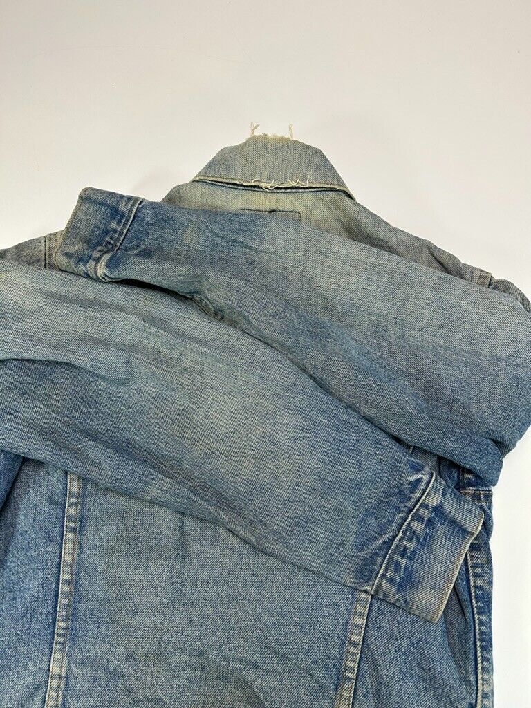Vintage 90s Levis Type 3 Medium Wash Denim Trucker Jacket Size Small