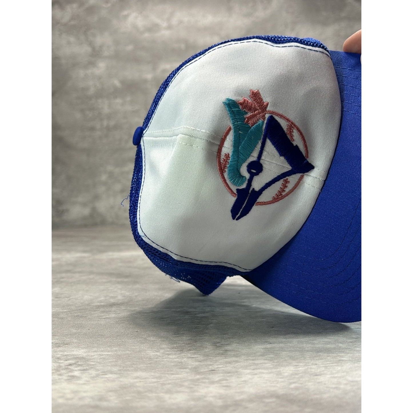 Vintage 80s/90s Toronto Blue Jays MLB Embroidered Logo Trucker Snapback Hat OSFA