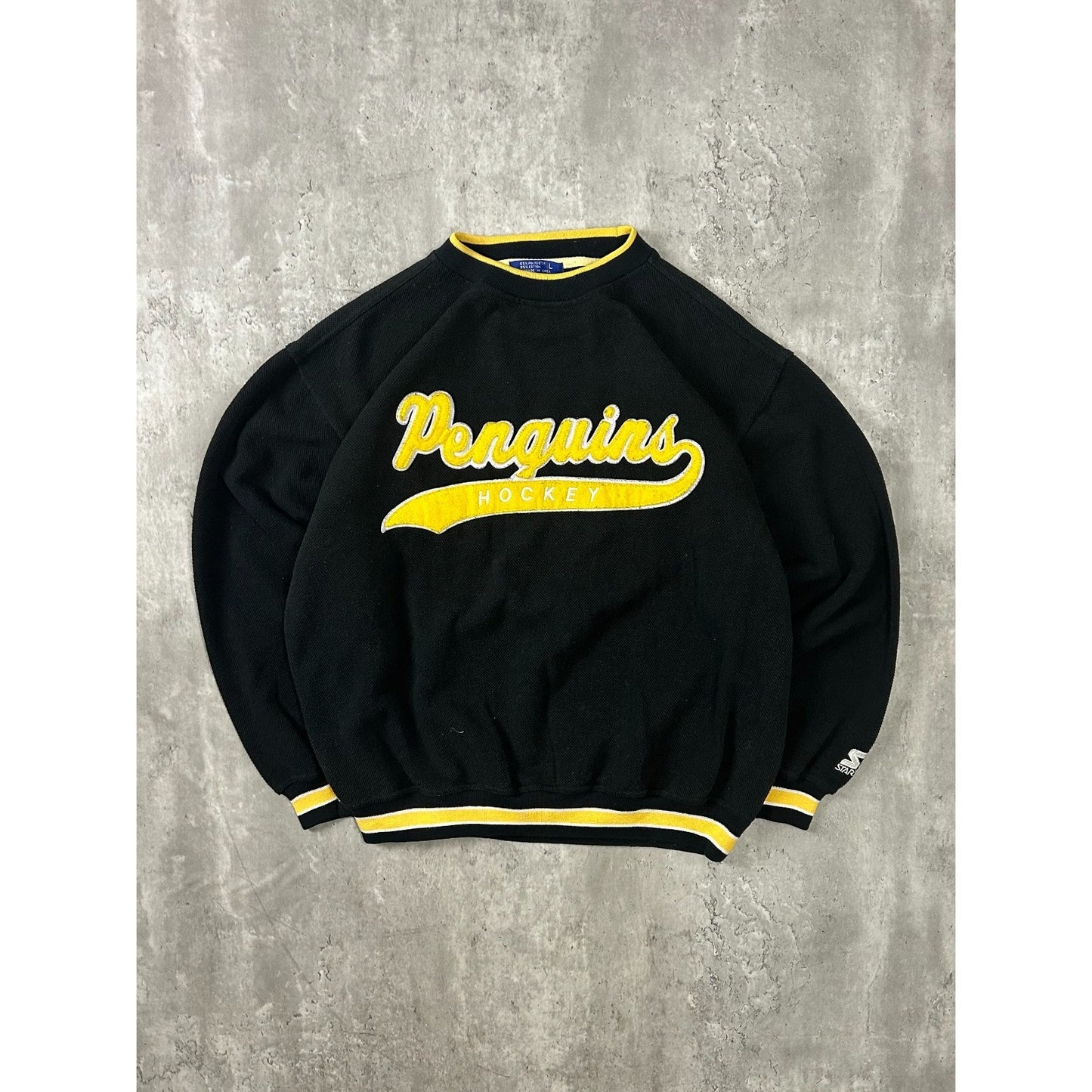 Vintage 90s Pittsburgh Penguins NHL Starter Tailsweep Spellout Sweatshirt Large