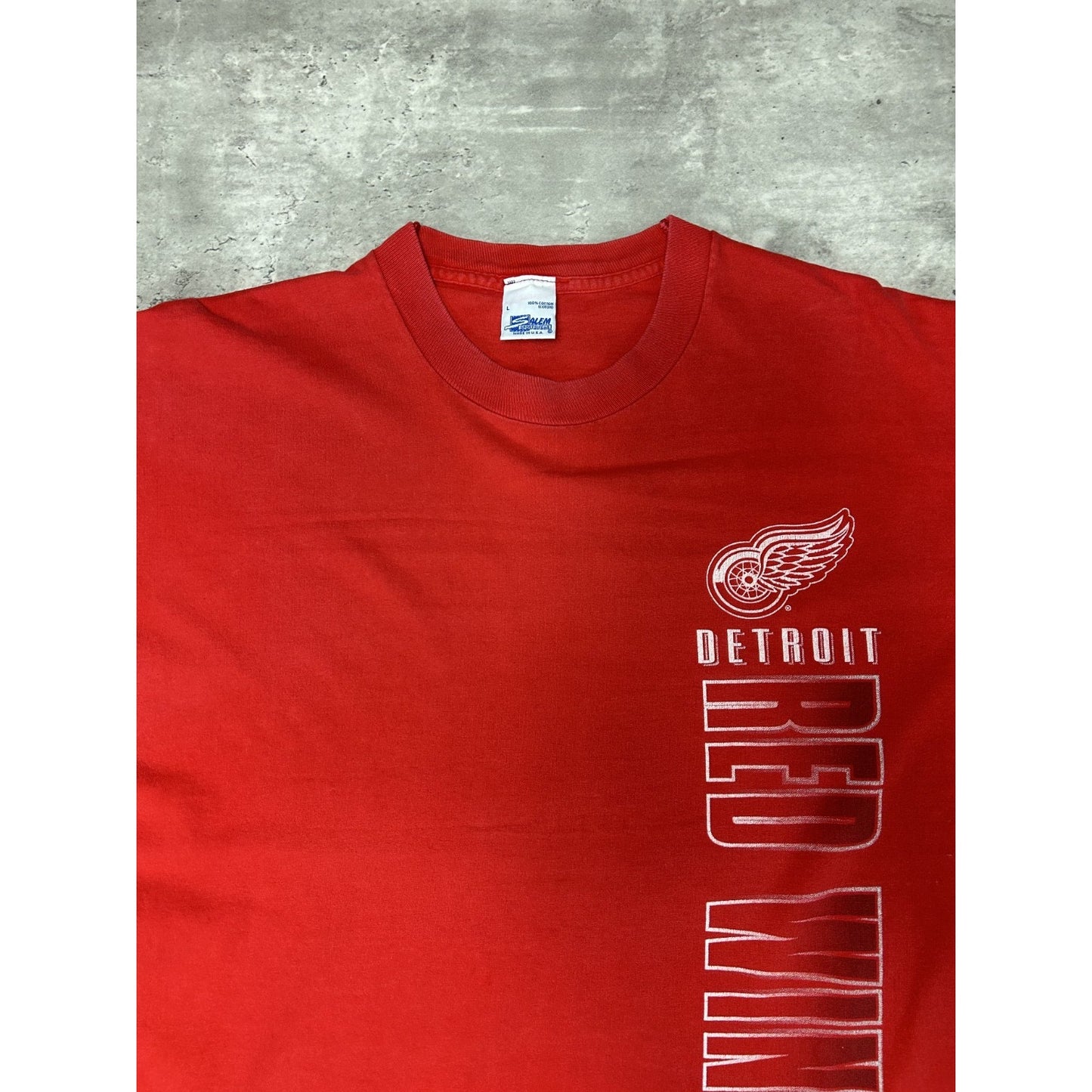 Vintage 90s Detroit Red Wings NHL Spellout Graphic Hockey T-Shirt Size Large