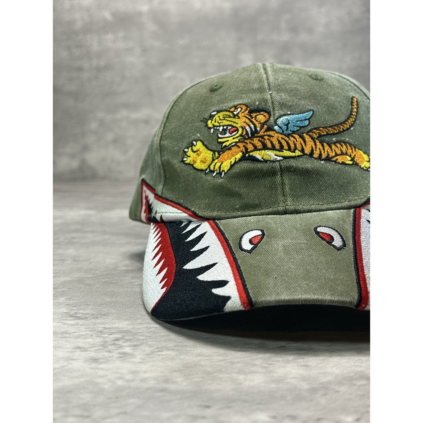 Vintage Flying Tigers Military Embroidered Logo Strapback Hat OSFA green
