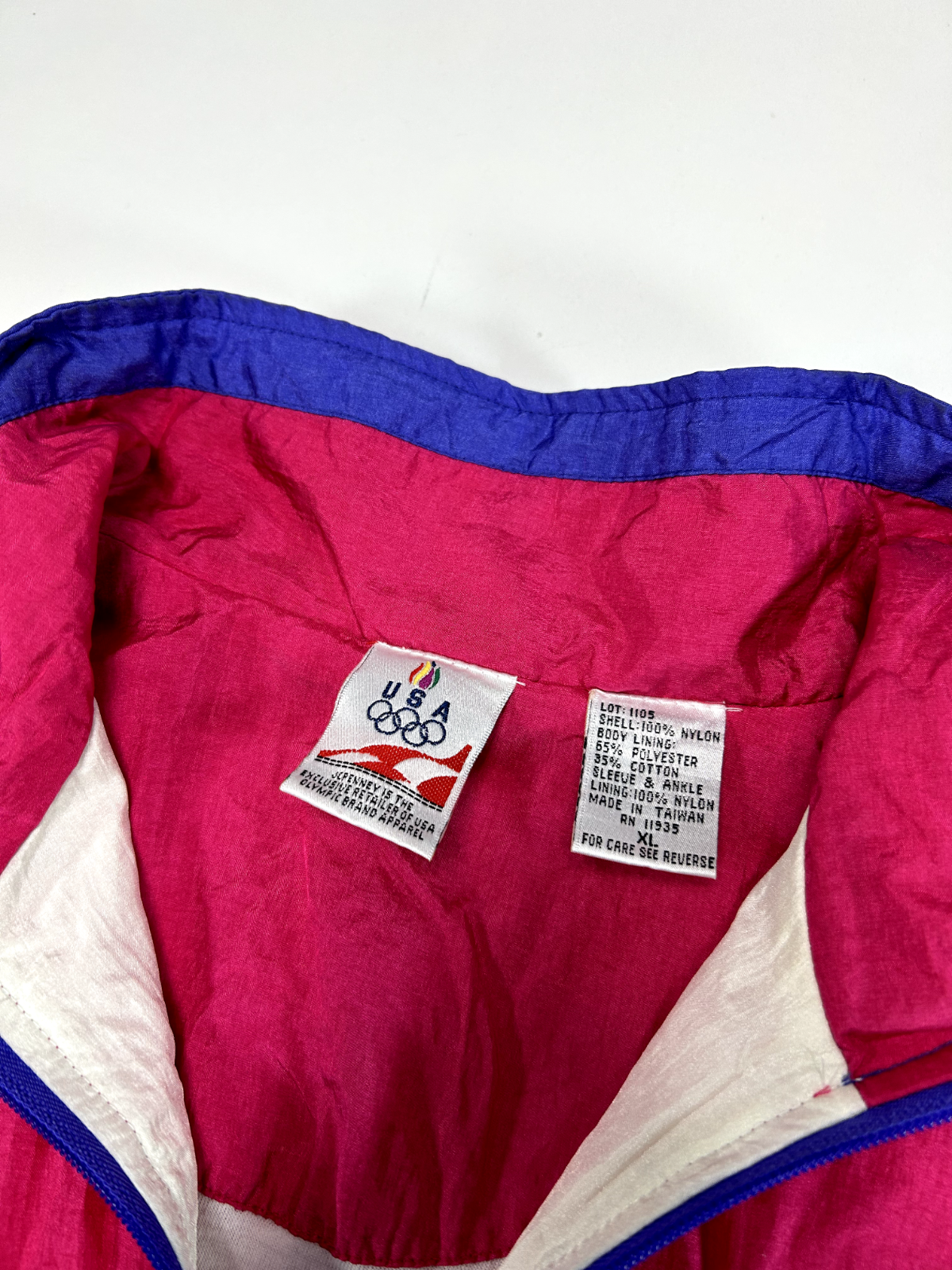 Vintage 90s Team USA Embroidered Full Zip Nylon Windbreaker Jacket Size XL