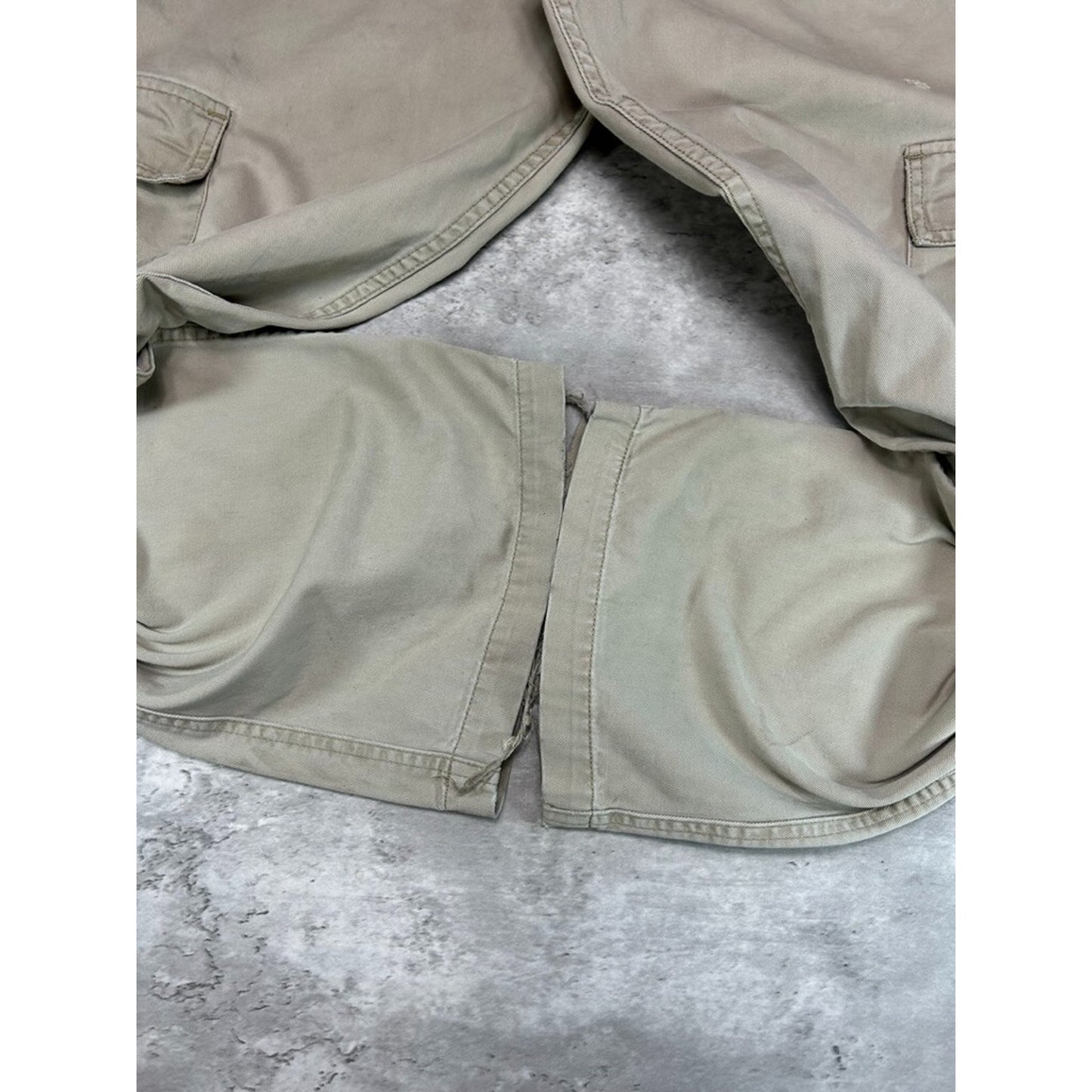 Vintage Y2K Levi's Silver Khaki Baggy Cargo Pants Size 33 Beige