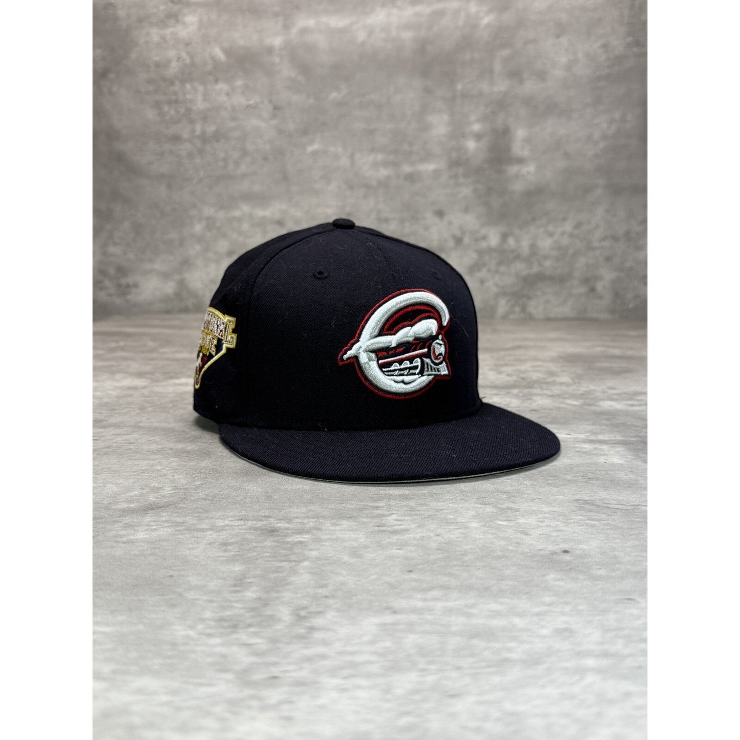 Syracuse Chiefs MiLB Embroidered Logog Baseball Fitted Hat 7 1/2