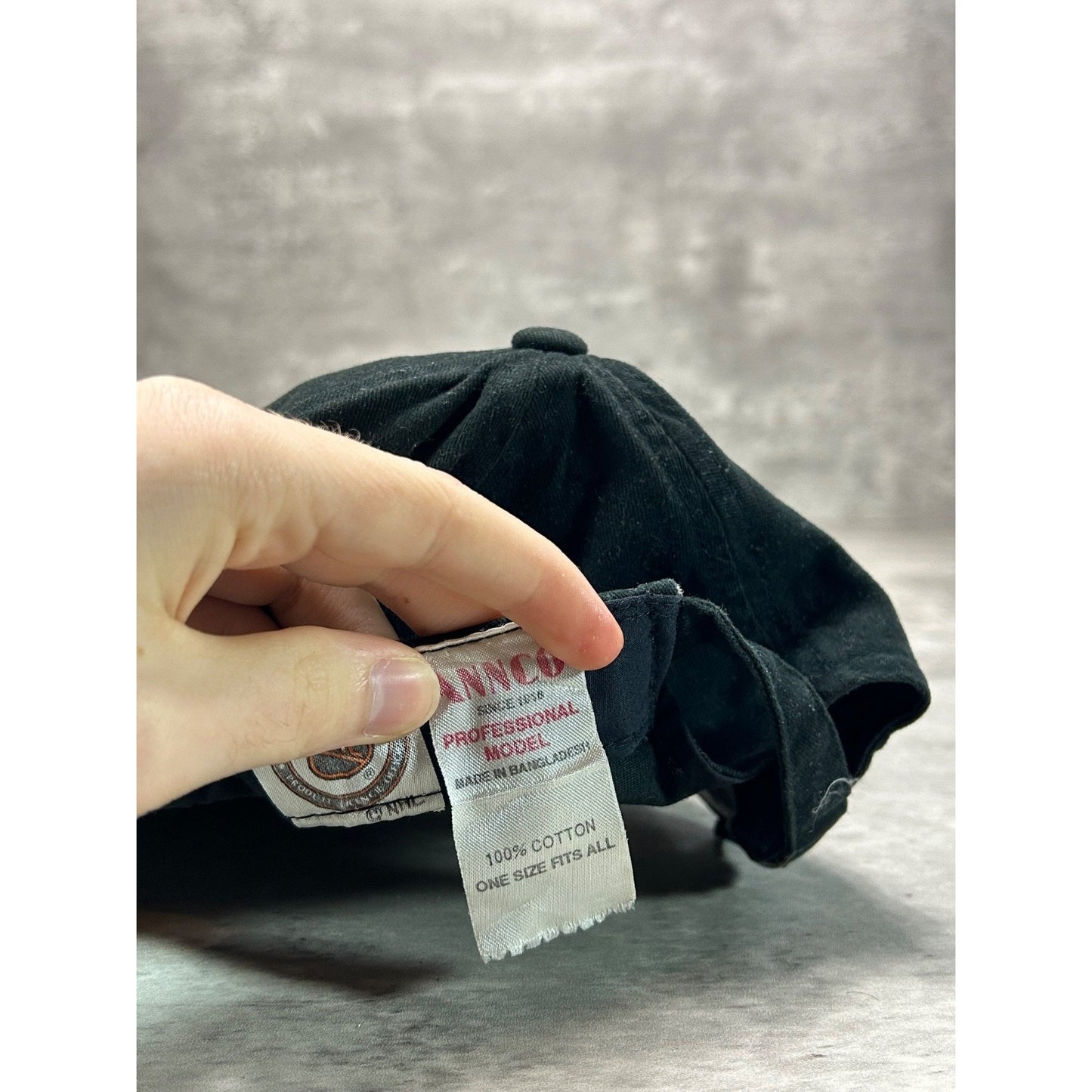 Vintage 90s Montreal Canadiens NHL Embroidered Logo Hockey Strapback Hat OSFA