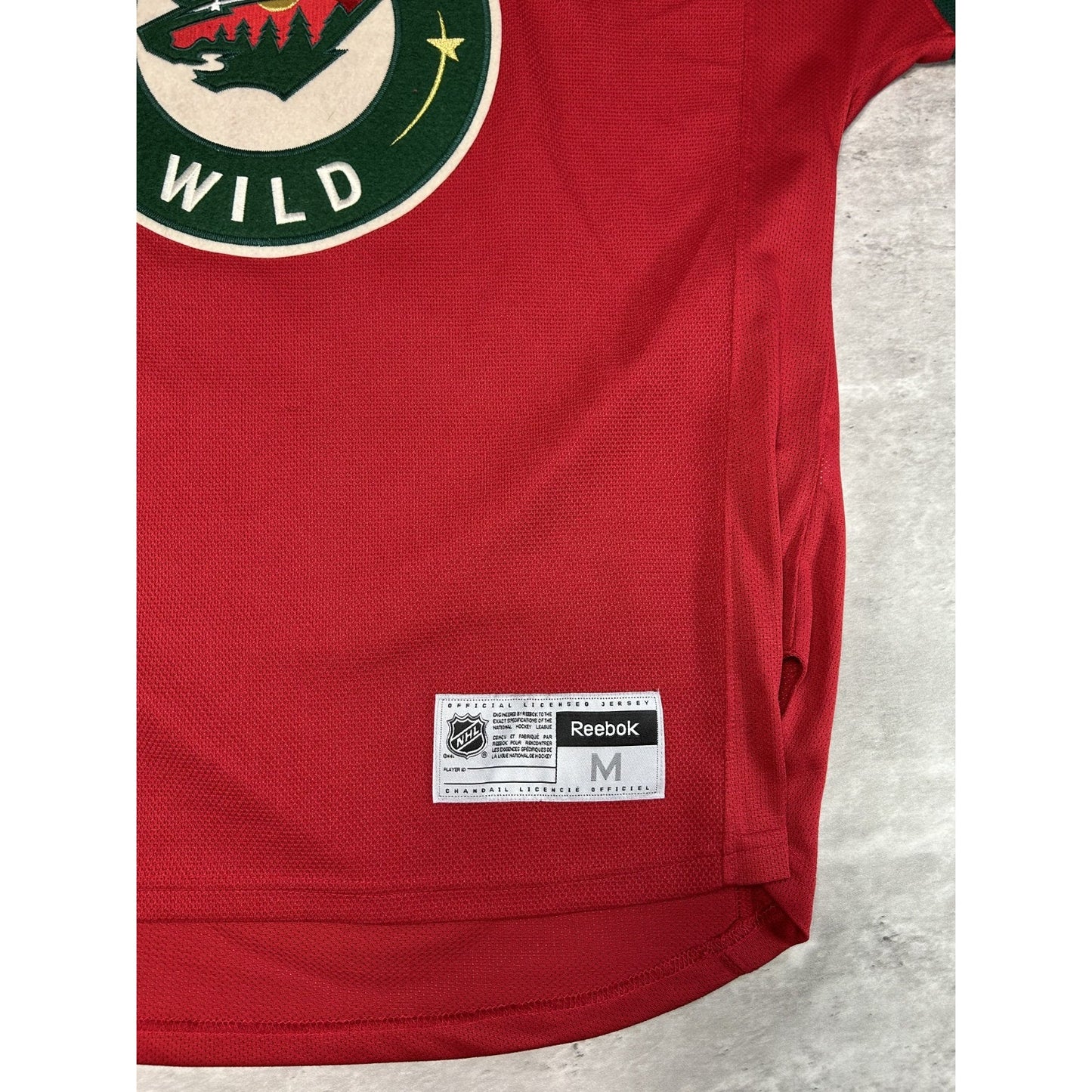 Eric Staahl #12 Minnesoa Wild Embroidered Patch Reebok Hockey Jersey Size Medium