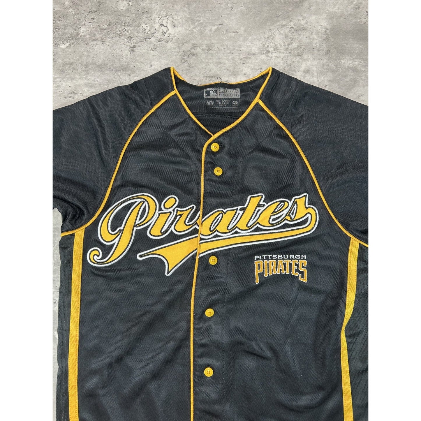 Vintage Pittsburgh Pirates MLB Stitched Tailsweep Spellout Jersey Size Medium