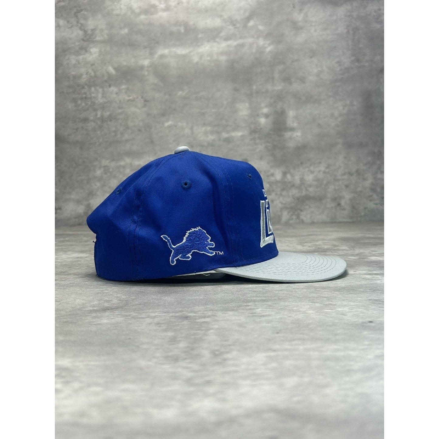Vintage 90s Detroit Lions NFL Sports Specialties Script Snapback Hat OSFA Blue