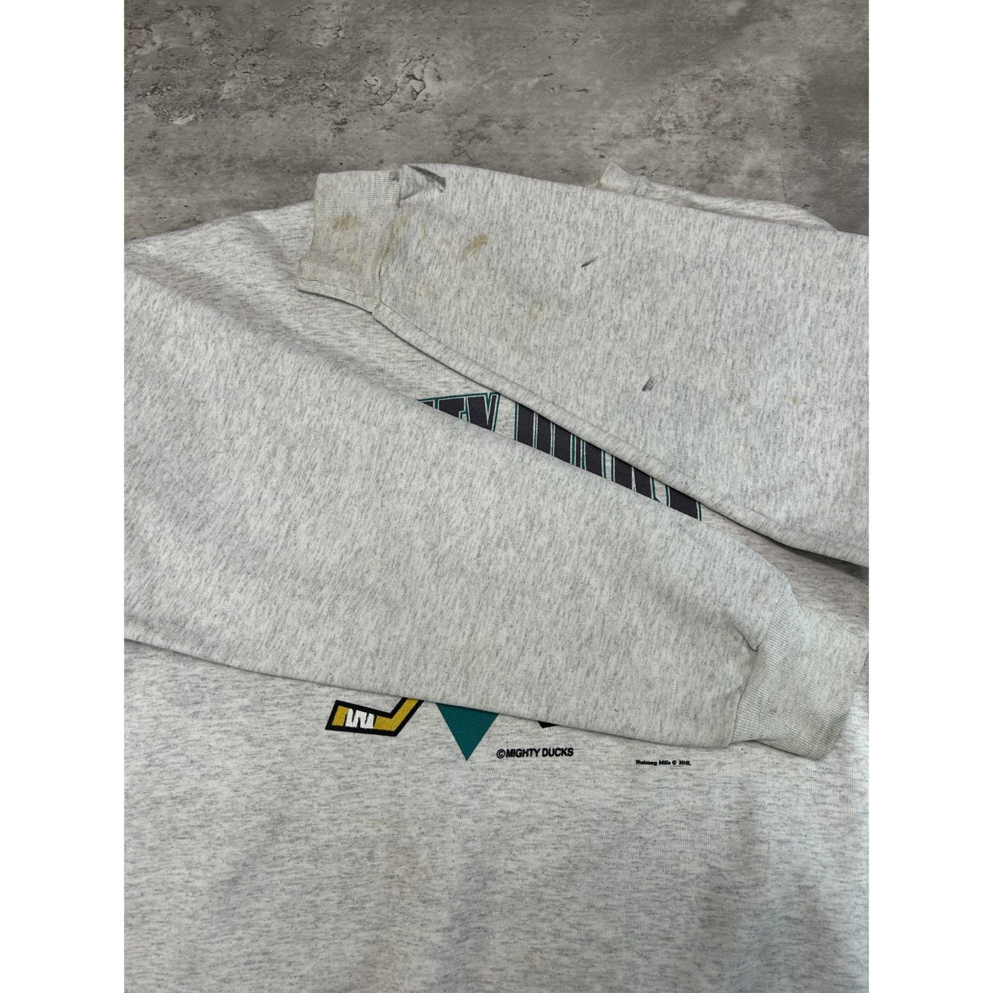Vintage 90s Anaheim Ducks NHL Graphic Spellout Logo Hockey Sweatshirt Size XL