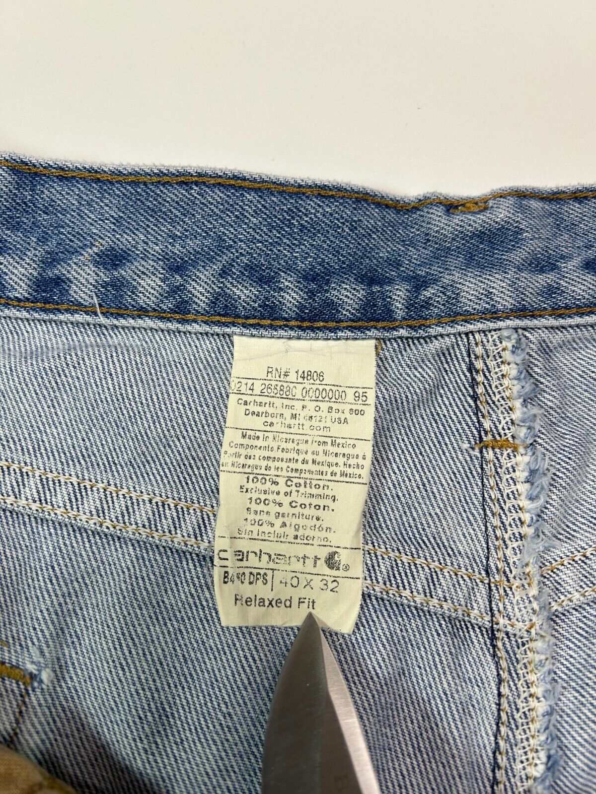 Vintage Carhartt Relaxed Fit Light Wash Denim Workwear Pants Size 39W