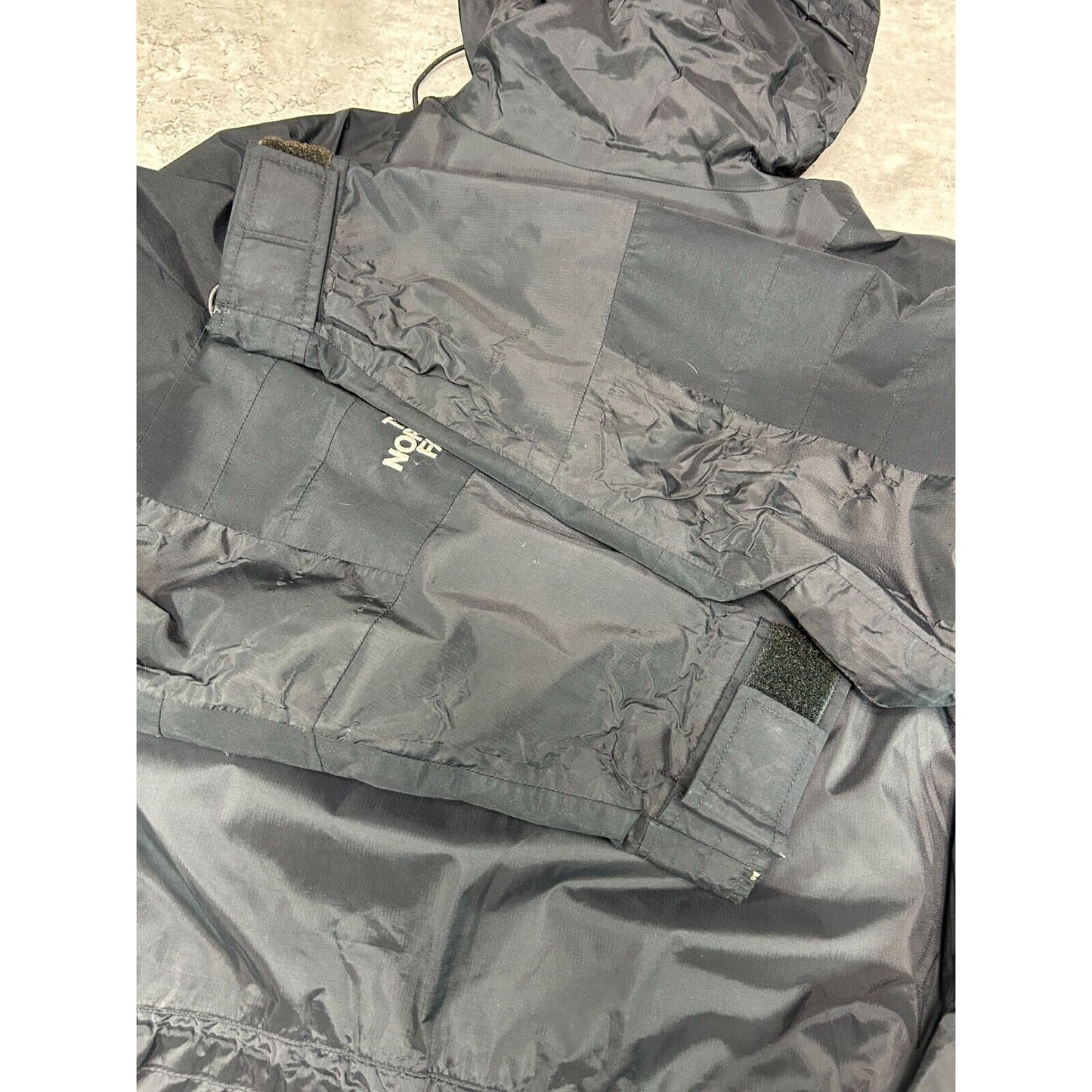 Vintage The North Face TNF Pit Zip Nylon Full Zip Ski Jacket Size Medium Black