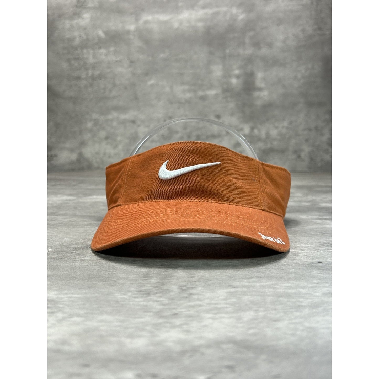 Vintage 2000s Nike Embroidered Swoosh Visor Hat OSFA Orange