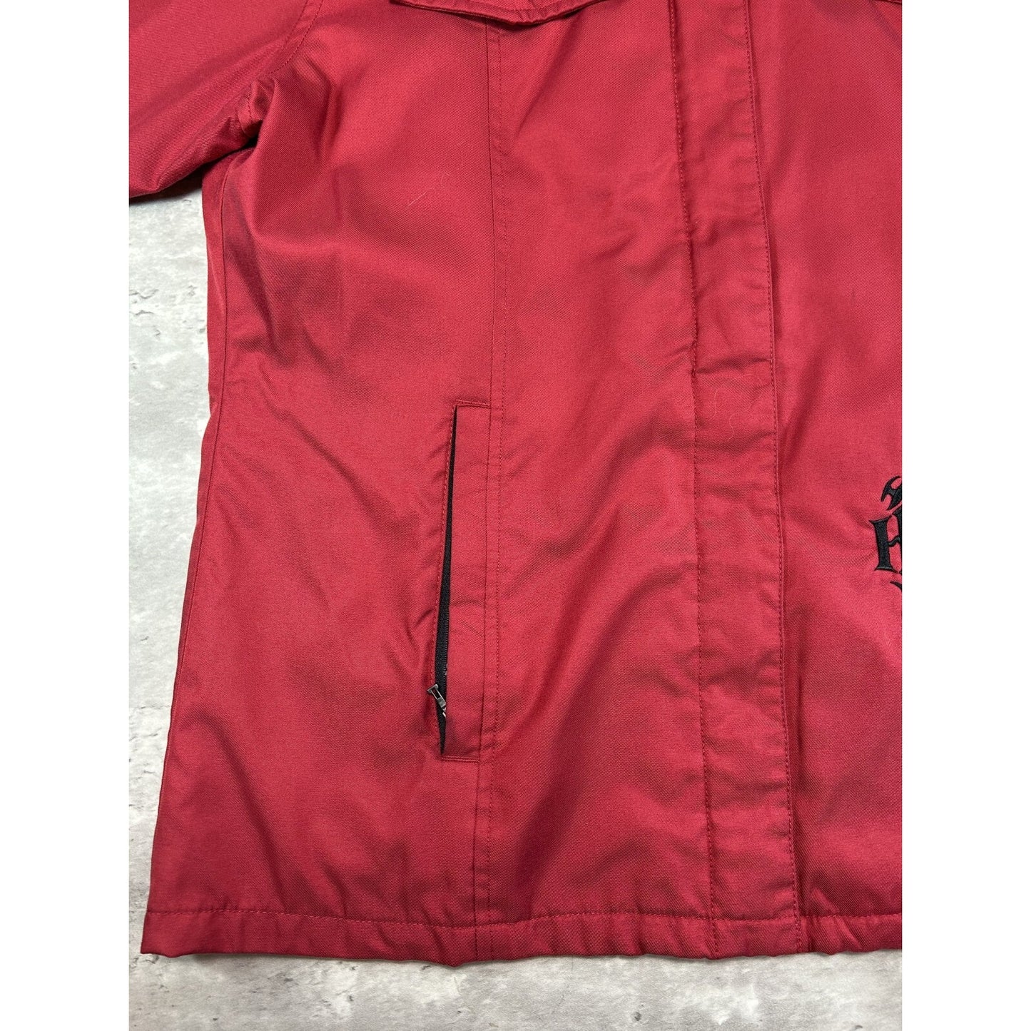 Vintage Y2K Harley Davidson Embroidered Eagle Nylon Jacket Size Medium Red