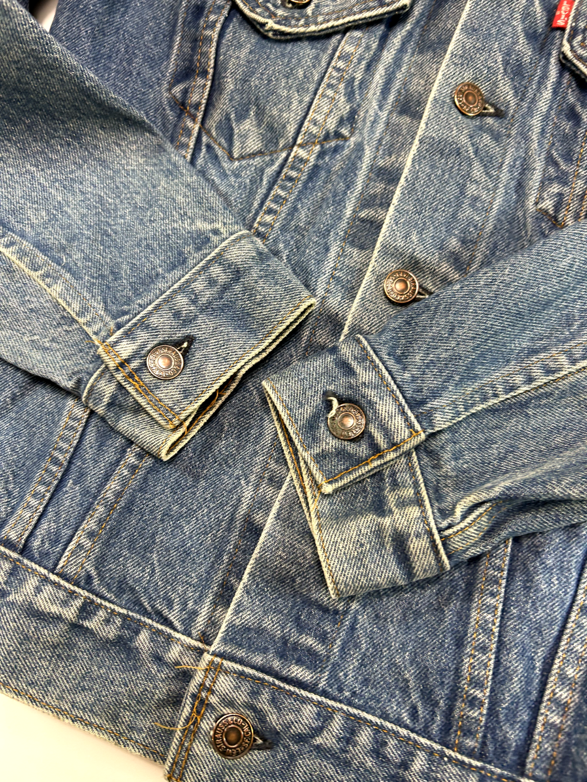 Vintage 80s Levis Medium Wash Type 3 Denim Trucker Jacket Size Small Blue