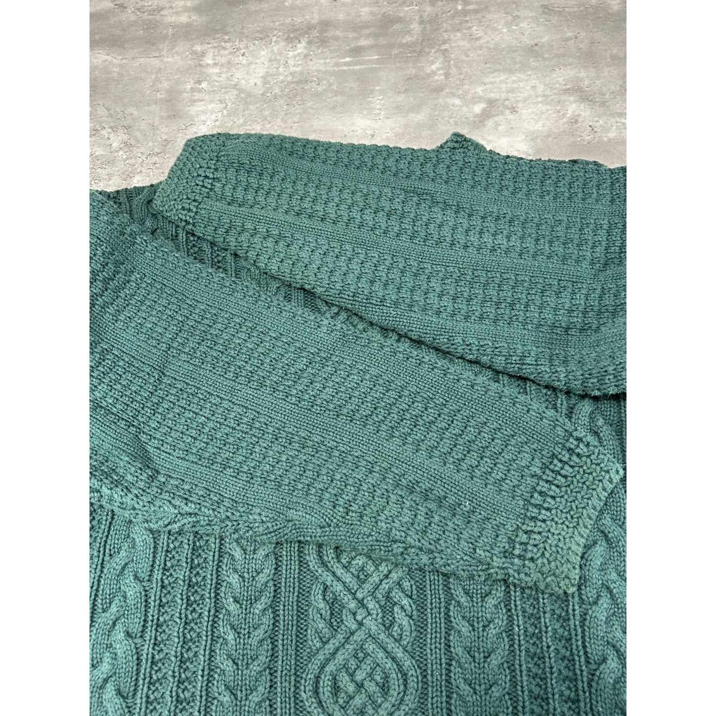 Vintage 80s/90s Rizer Cable Knit Pullover Sweater Size Large Green