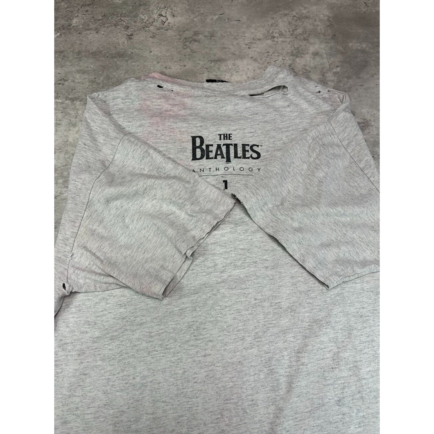 Vintage 1995 The Beatles Rock Music Graphic Band T-Shirt Size Large Gray