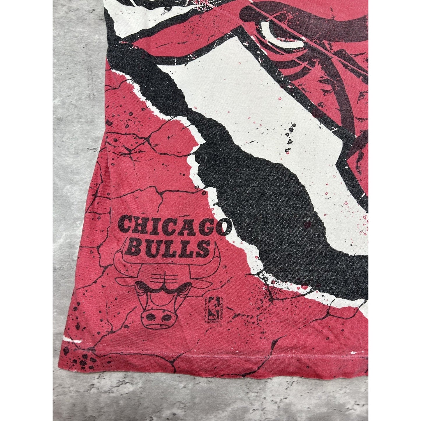 Vintage 90s Chicago Bulls NBA Da Bulls All Over Print Starter T-Shirt Size XL