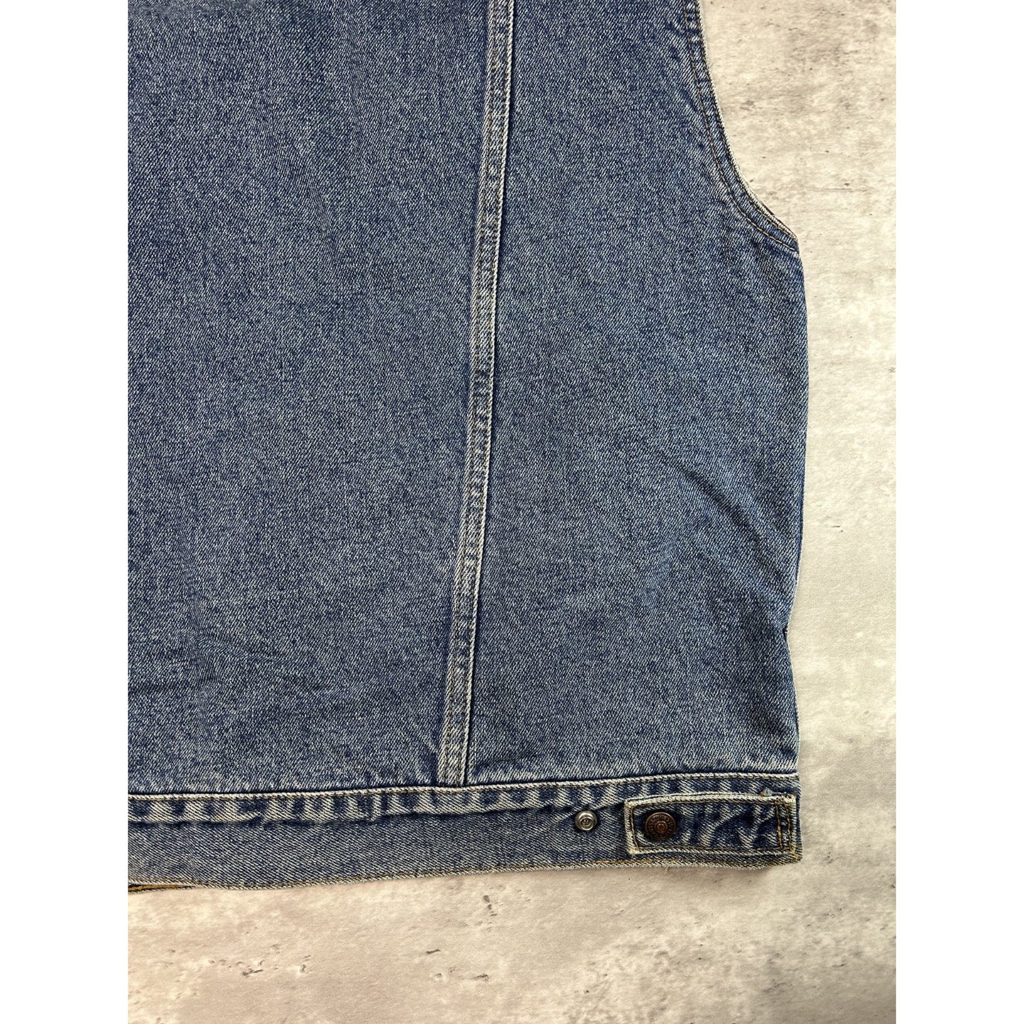 Vintage Levis Red Tab Plaid Lined Medium Wash Denim Vest Size Large