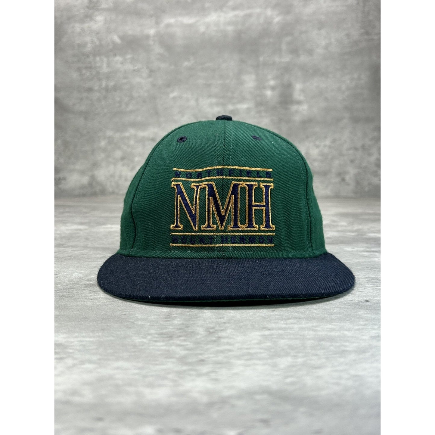 Vintage Northern Mount Herron Embroidered Spellout Snapback Hat OSFA